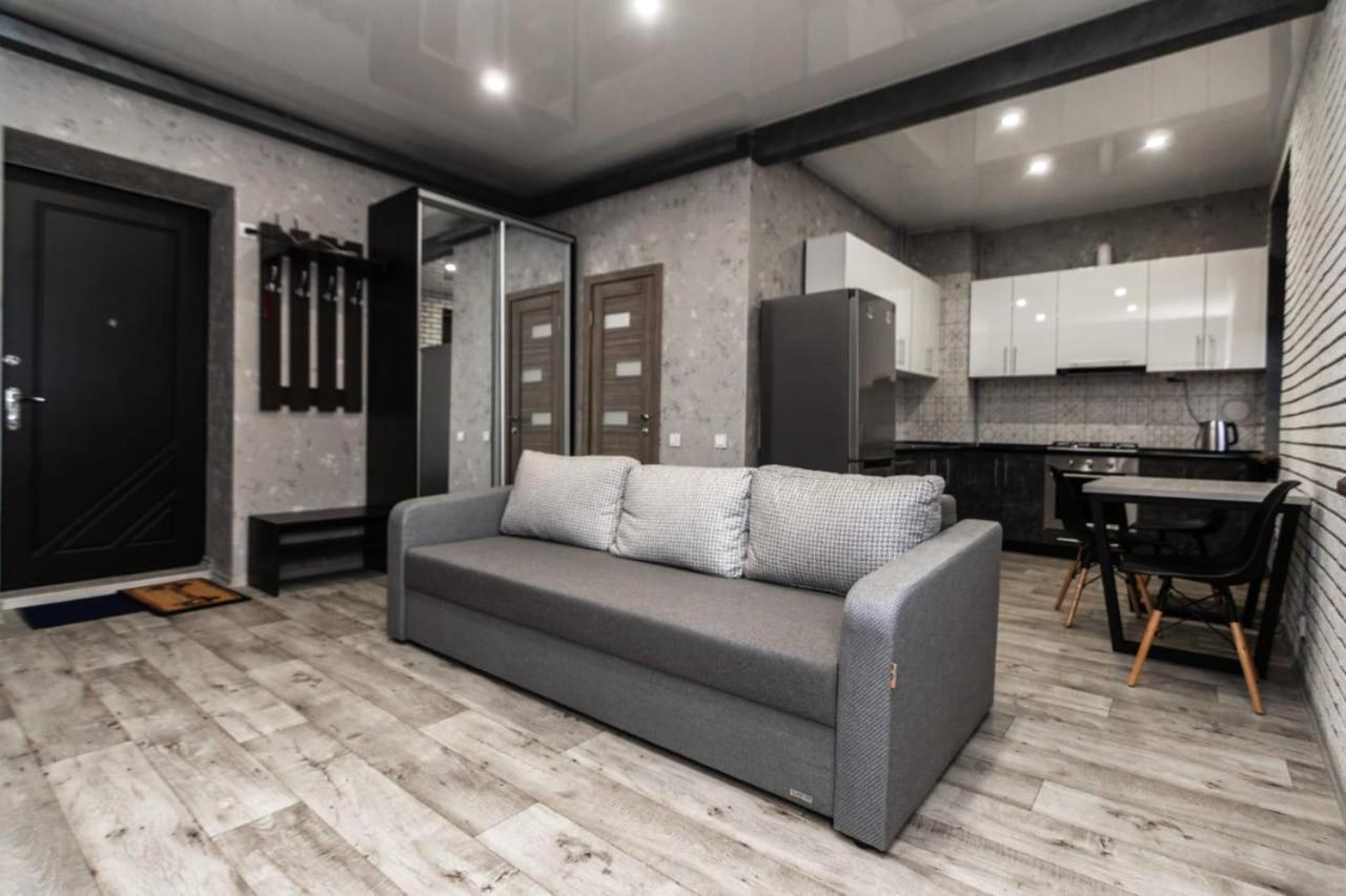 Loft Apartment On Svobody Dniprodzerzhynsk Bagian luar foto